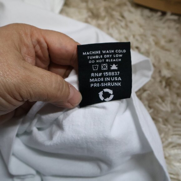 Wasted Collective Unisex T-Shirt White Logo Small NWT - Picture 10 of 11